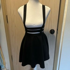 Hot topic Skirt, size small.